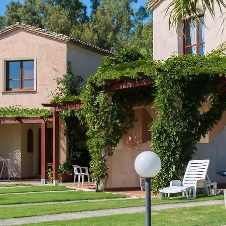Apartamento In Pula Sardinien Cagliari Provinz 43439 Fox E Sali-monte Agumu